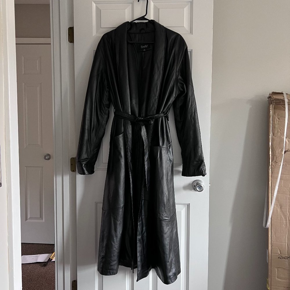 Vintage long leather belted trench coat excelled collection pocket lapel